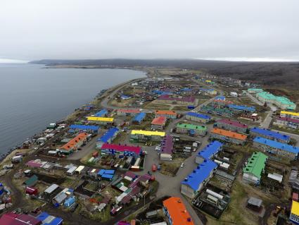 Остров Итуруп, Курильск. Вид на город с высоты.