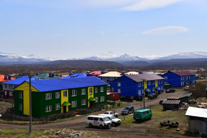 Остров Итуруп, Курильск. Вид на город.