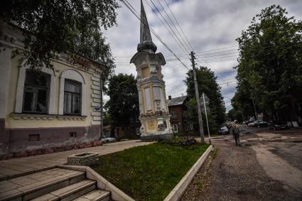 Селигер, Осташков. Старинный дом на одной из улиц города.