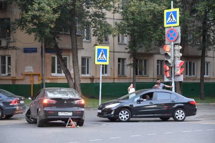 Москва.  Автомобили, пострадавшие в результате ДТП  на Петровско-Разумовском проезде.