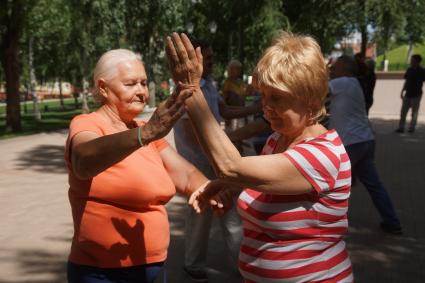 Самара. Занятия ушу для пенсионеров.