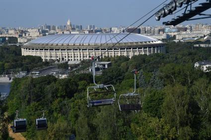 Москва. Канатная дорога на Воробьевых горах.