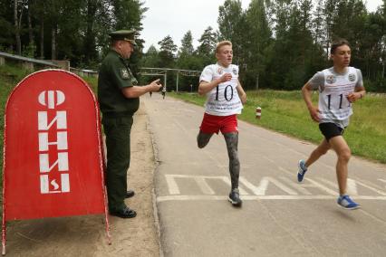 Санкт-Петербург. Экзамен по физической подготовке курсантов Военно-космической академии имени А.Ф. Можайского.