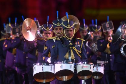 Москва. Выступление военного оркестра  Шри-Ланкина Международном музыкальном фестивале `Спасская Башня`на Красной площади.