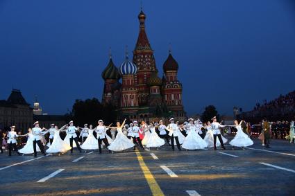 Москва. Торжественное открытие Международного музыкального фестиваля `Спасская Башня`на Красной площади.