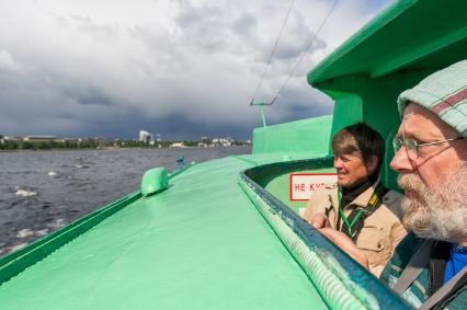 Республика Карелия. Пассажирский теплоход  `Комета`на подводных крыльях  курсирует по маршруту Петрозаводск - остров Кижи.