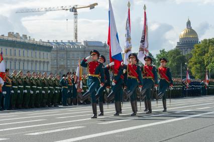 Санкт-Петербург. Празднование Дня российской гвардии на Дворцовой площади.