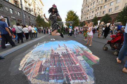 Москва. Во время праздничных мероприятий в честь Дня города на Тверской улице.