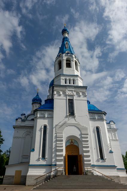 Ленинградская область, Гатчина. Вид на Покровский собор.