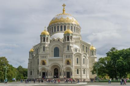 Кронштадт. Морской Никольский собор.