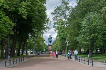 Кронштадт. Петровский парк.