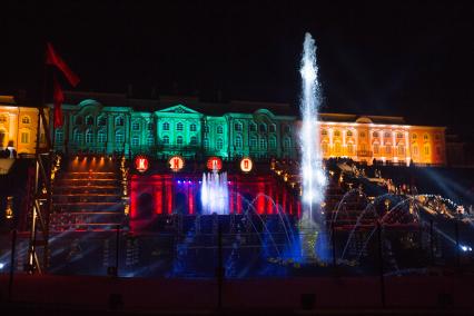 Петергоф. Праздник закрытия фонтанов в Петергофе.