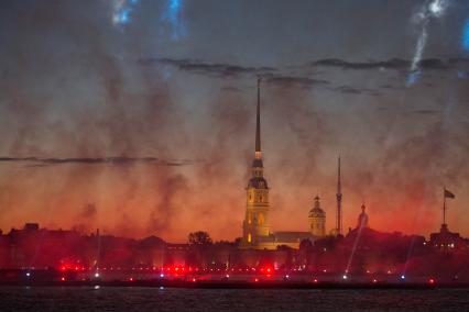 Санкт-Петербург. Праздник `Алые паруса`.