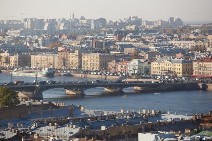 Санкт-Петербург. Вид на город сверху.