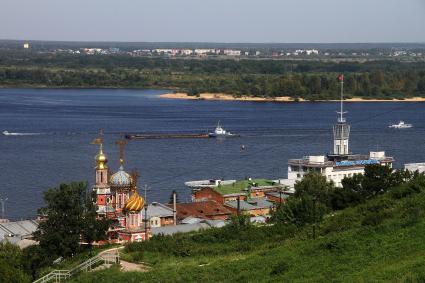 Нижний Новгород.   Вид   на слияние рек Ока и Волга.