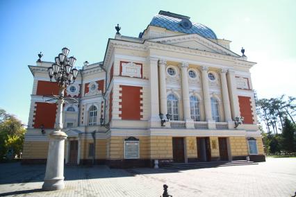 Иркутск. Драматический театр имени Охлопкова.