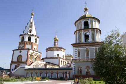 Иркутск. Вид на собор Богоявления Господня.