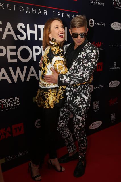 Диск280. Концертный зал VEGAS CITY HALL. Премия FASHION PEOPLE AWARDS 2018. На снимке: певцы Альбина Джанабаева и Митя Фомин