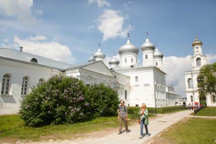 Великий Новгород. Церкви Свято-Юрьевского монастыря.