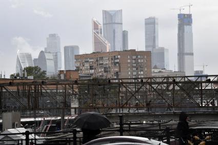 Москва. Вид на высотные здания  Делового центра  Москва-сити.