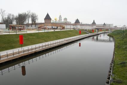 Тула. Вид на Тульский Кремль с Казанской набережной.