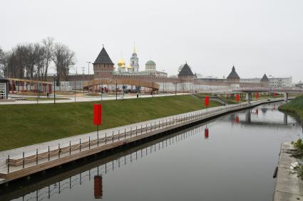 Тула. Вид на Тульский Кремль с Казанской набережной.