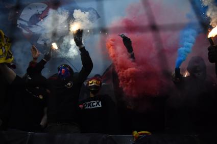 Москва. Болельщики ПФК ЦСКА на матче матче группового этапа Лиги чемпионов УЕФА между фк ЦСКА и фк `Рома`.
