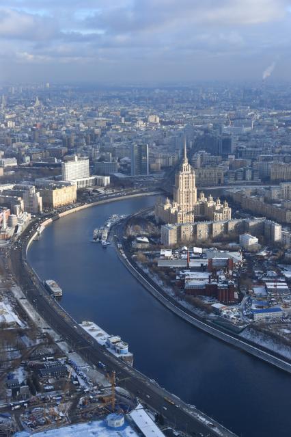 Москва.  Вид на город с 90-го этажа башни  `Федерация`Москва-Сити.