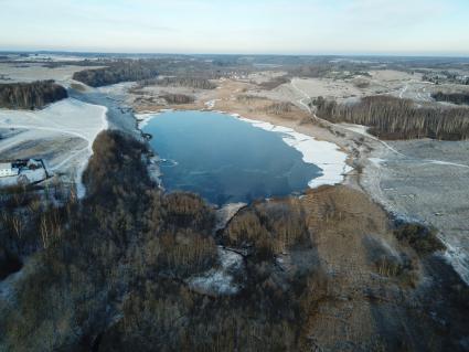 Псковская область, Изборск. Вид сверху на Городищенское озеро.