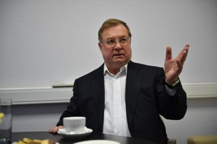 Москва. Политический деятель Сергей Степашин на радио `Комсомольская правда`.
