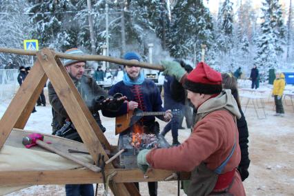 Московская область.  Церемония  рубки главной новогодней ели страны.