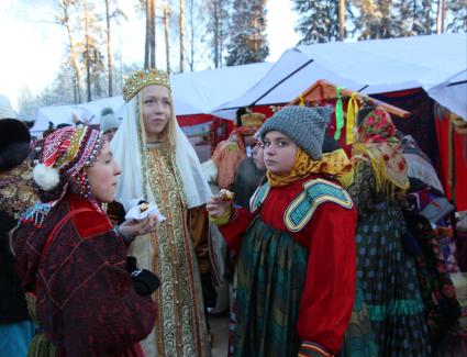 Московская область.  Церемония  рубки главной новогодней ели страны.