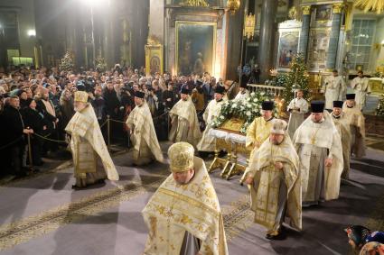 Санкт-Петербург. Рождественское богослужение в Казанском соборе.