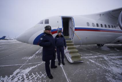 Екатеринбург. Аэропорт \'Кольцово\'. Транспортный самолет Ан-148-100Е. 2 самолета этой модификацие последние изготовленные и поставленные в ВКС по програме гособорнзаказа, прибыли в место постоянной дислокации в отдельном транспортном смешанном авиационном полку в Свердловской области