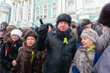 Санкт-Петербург. Временно исполняющий обязанности губернатора Санкт-Петербурга Александр Беглов на Дворцовой площади после военного парада в часть 75-й годовщины полного освобождения Ленинграда от фашистской блокады.