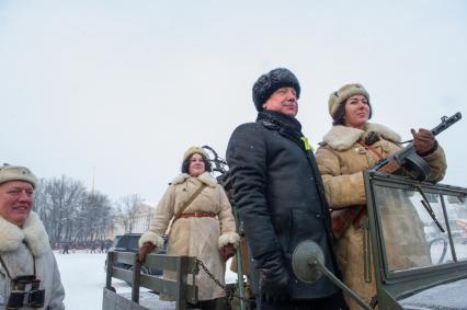 Санкт-Петербург. Временно исполняющий обязанности губернатора Санкт-Петербурга Александр Беглов на Дворцовой площади после военного парада в часть 75-й годовщины полного освобождения Ленинграда от фашистской блокады.