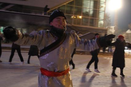 Иркутск. Праздничное мероприятие и танцевальный флешмоб, посвященные началу Нового года по лунному календарю – Сагаалгану.