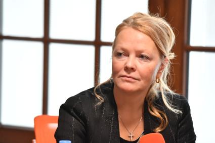 Москва. Жена шахматиста Анатолия Карпова Наталья на радио `Комсомольская правда`.