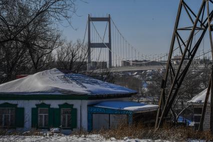 Казахстан, Семей (Семипалатинск). Вид на `Новый`подвесной мост.