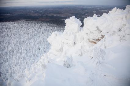 Пермь. Зимний лес в Пермском крае.