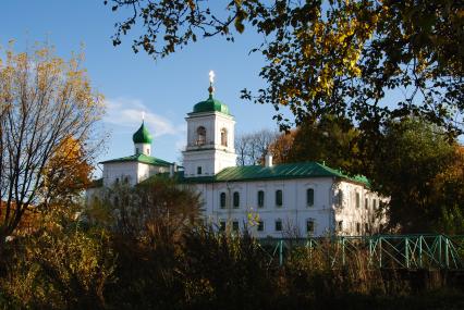 Псков. Спасо-Преображенский Мирожский мужской монастырь.