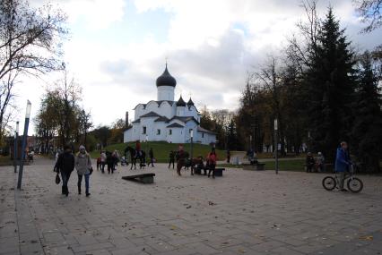 Псков.  Церковь Василия на Горке.