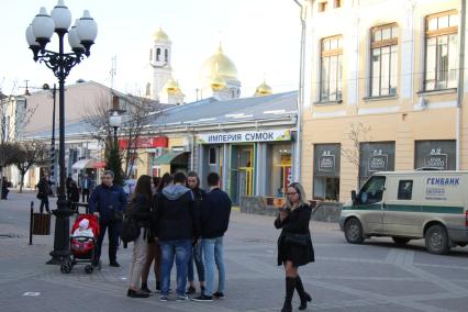 Крым, Севастополь.  На улицах города.