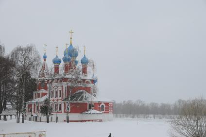 Ярославская область, Углич.  Церковь Димитрия на Крови.