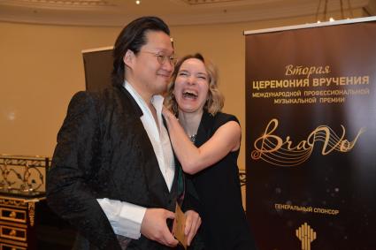 Москва. Канадский оперный певец Дэвид Дикью Ли перед началом торжественного ужина, посвященного премии BraVo в отеле The Ritz Carlton Moscow.