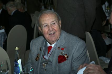 Диск 311 скульптор Зураб Церетели