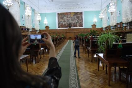 Москва. В залах  Российской Государственной библиотеки.