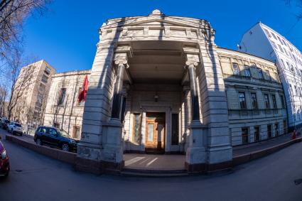 Москва. Вид на особняк, принадлежавший золотопромышленнику Николаю Стахееву на Новой Басманной улице.
