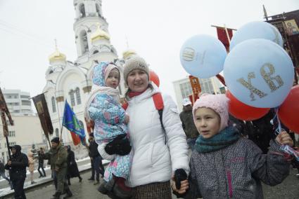 Екатеринбург. Крестный ход во время празднования пасхи