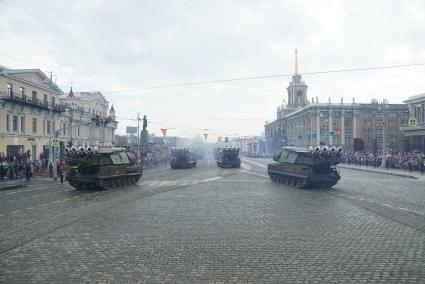 Екатеринбург. День Победы. Парад в честь 74-й годовщины победы в Великой Отечественной войны